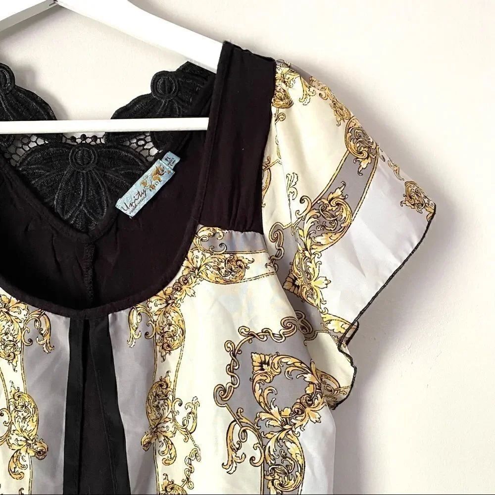 Unity world wear Split front layered lace back - Picture 3 of 5